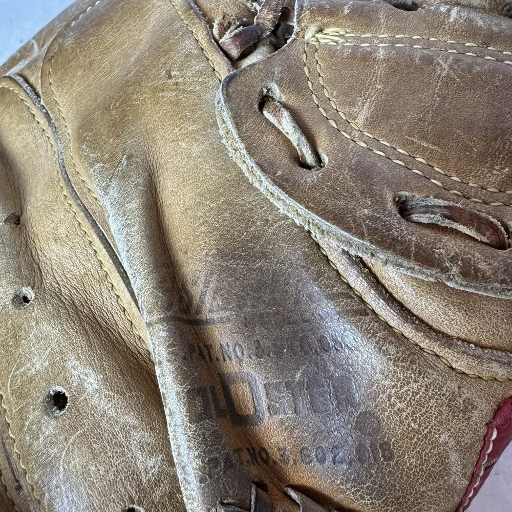 Vintage Rawlings Gold Glove Catchers Mitt HOH Lite Toe Left Hand 210 LTF USA